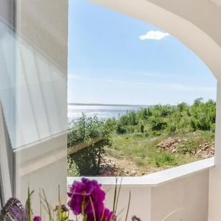 Apartments Mira Starigrad Paklenica Exterior photo