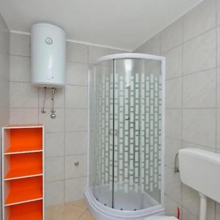 Apartments Mira Starigrad Paklenica Exterior photo