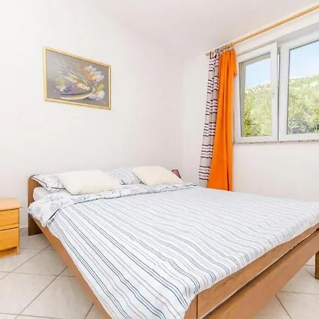 Apartments Mira Starigrad Paklenica Exterior photo