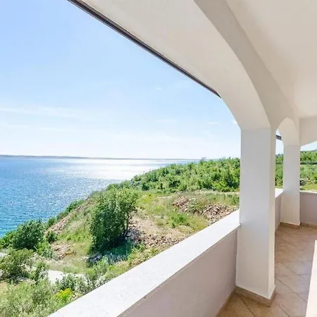Apartments Mira Starigrad Paklenica Exterior photo