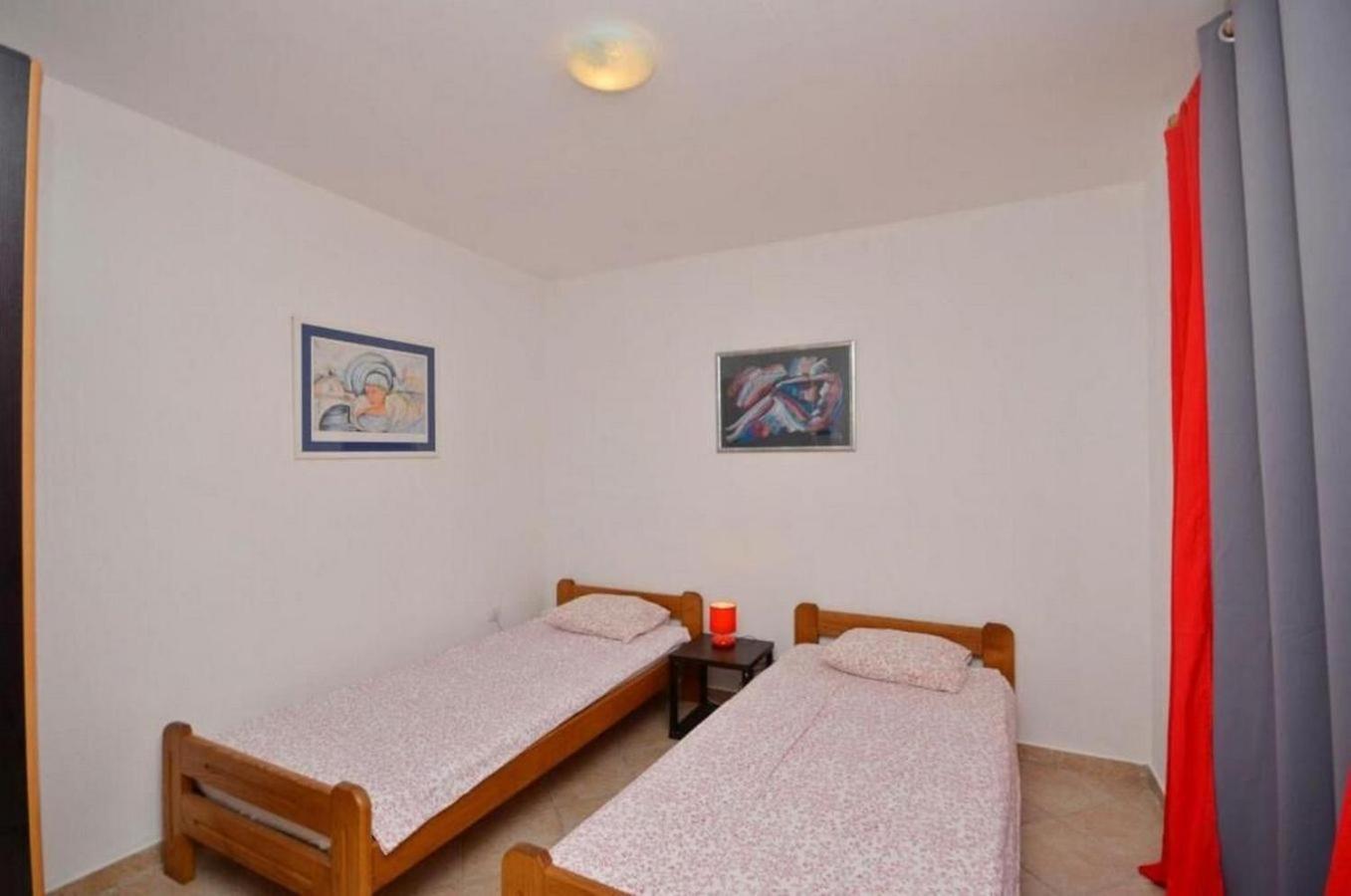 Mira Starigrad Paklenica