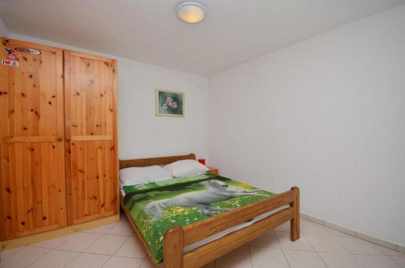 Mira Apartment