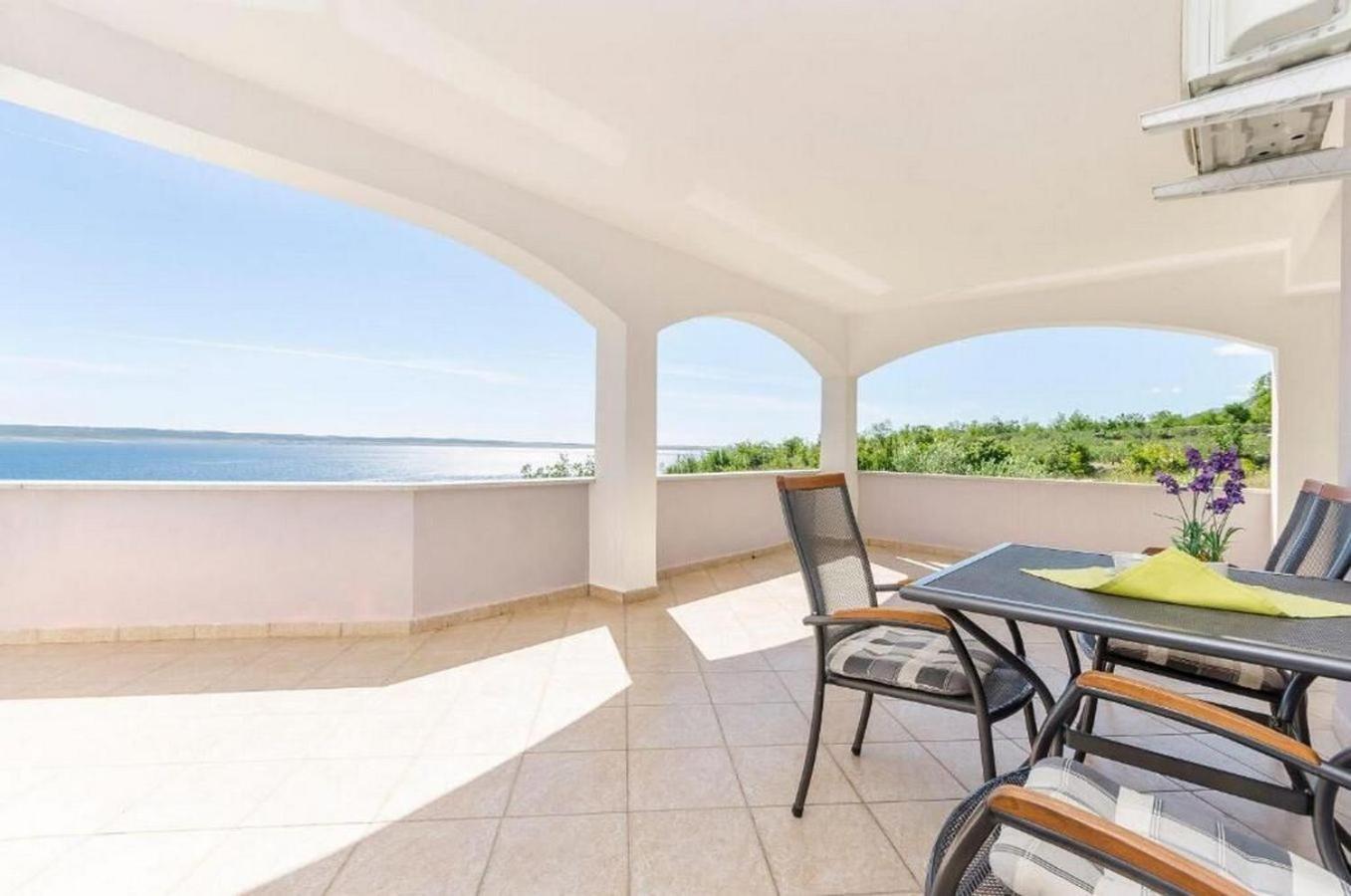 Mira Apartment Starigrad Paklenica